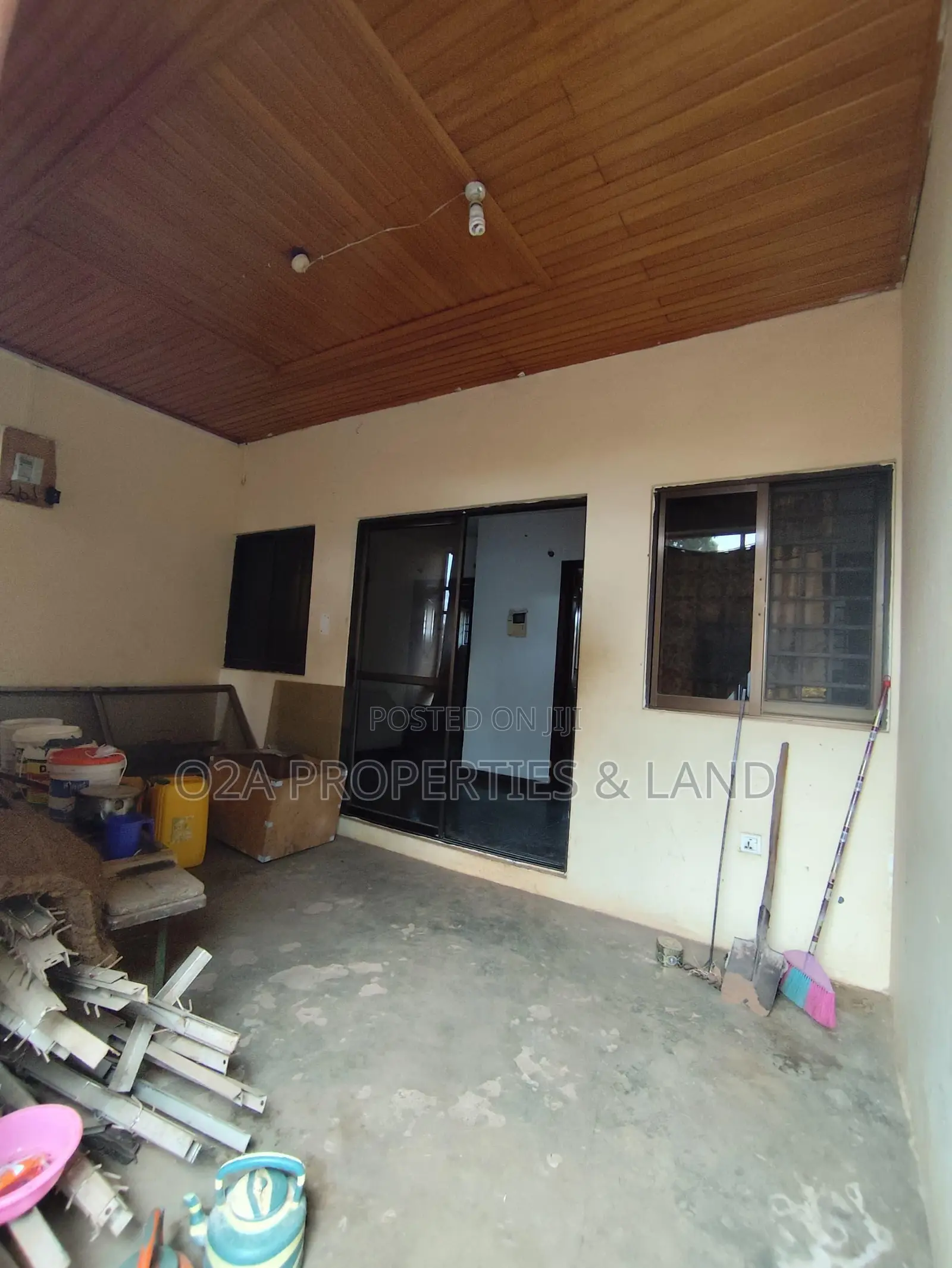 2bdrm House in Adenta, Housing Down for sale in Housing Down