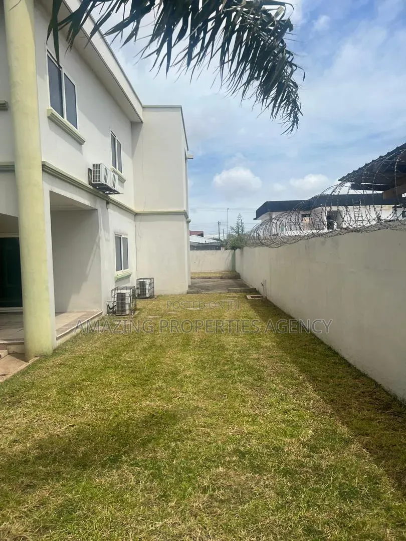 5bdrm House in Dzorwulu for sale in Dzorwulu