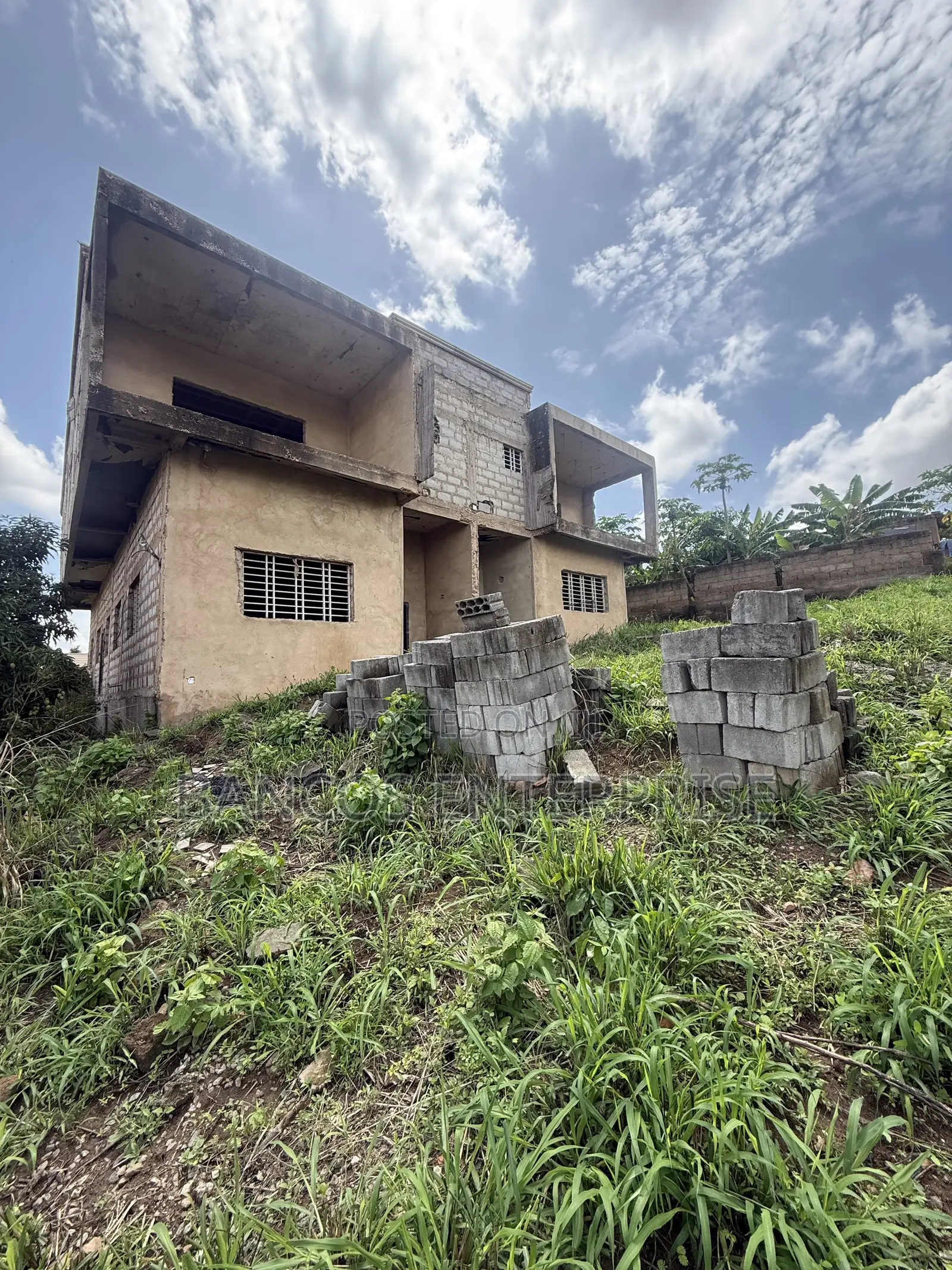 4bdrm House in Ashomang Estate for sale in Ashomang Estate