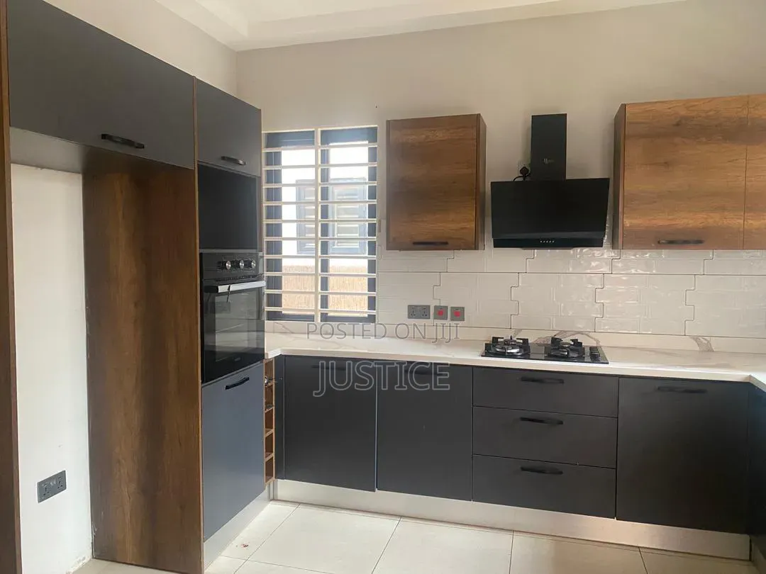 3bdrm Duplex in Ayi Mensah, Oyarifa Mall Area for rent in Oyarifa Mall Area