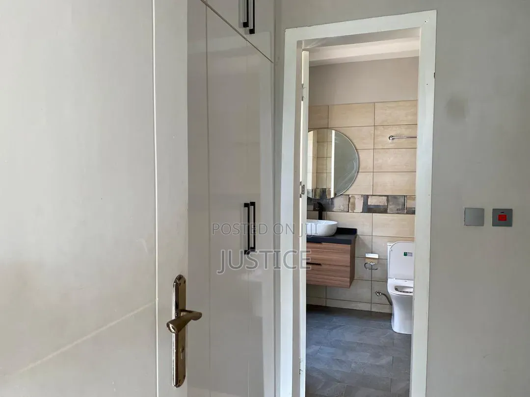 3bdrm Duplex in Ayi Mensah, Oyarifa Mall Area for rent in Oyarifa Mall Area