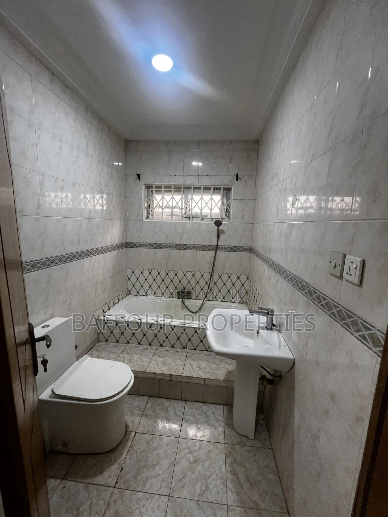 3bdrm House in East Legon for rent in East Legon