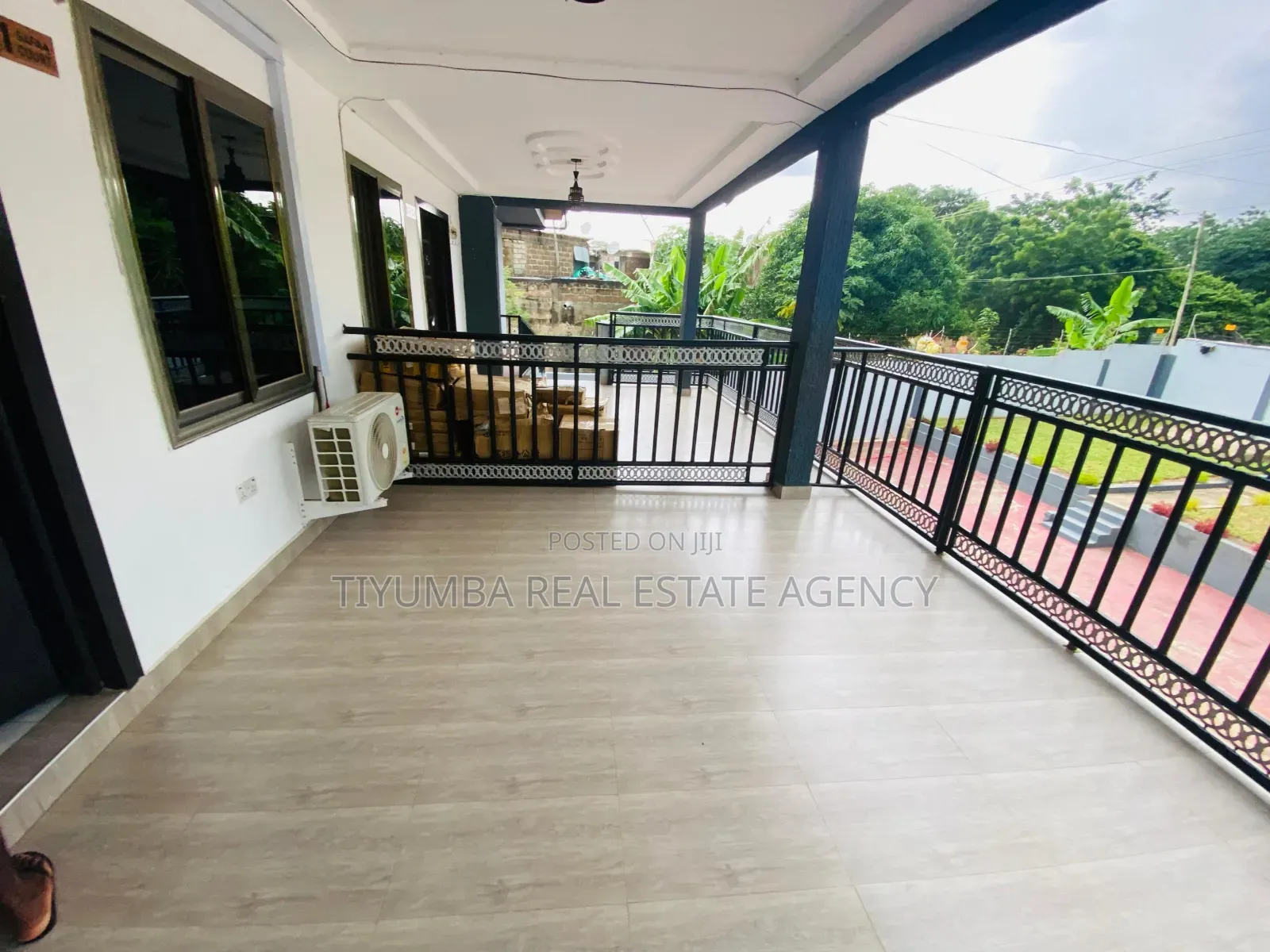 2bdrm Apartment in Tiyumba Real Estate, Dzorwulu for rent in Dzorwulu