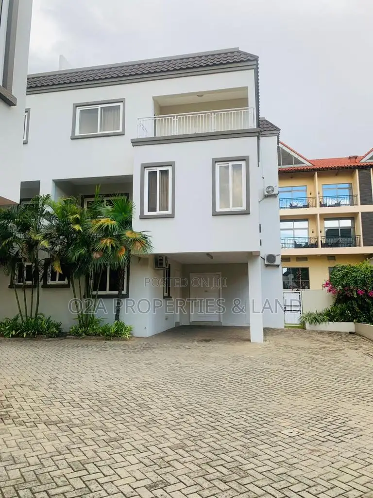 3bdrm Townhouse / Terrace in Roman Ridge, Police Station for rent in Police Station