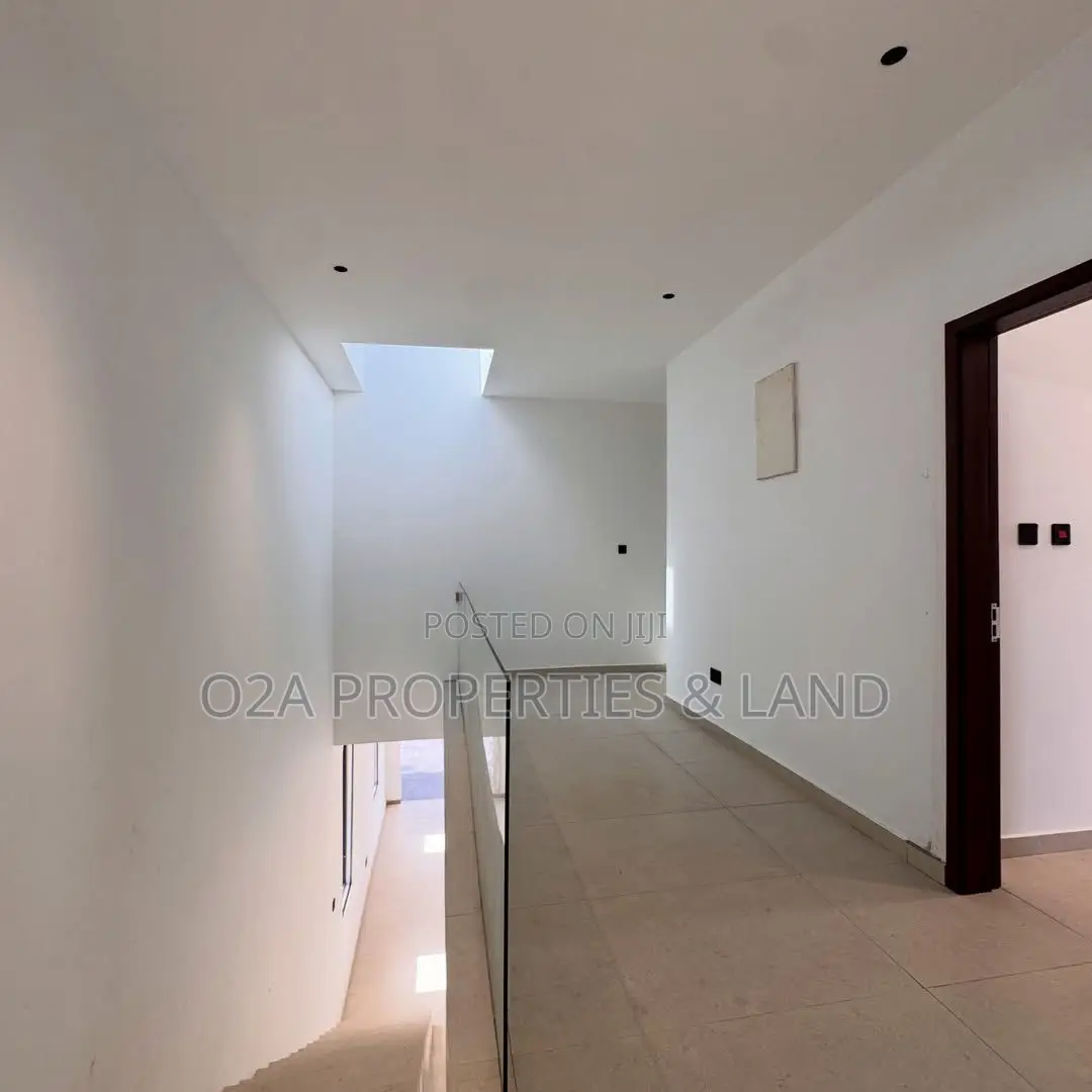 4bdrm House in Nanakrom, School Junction for sale in School Junction