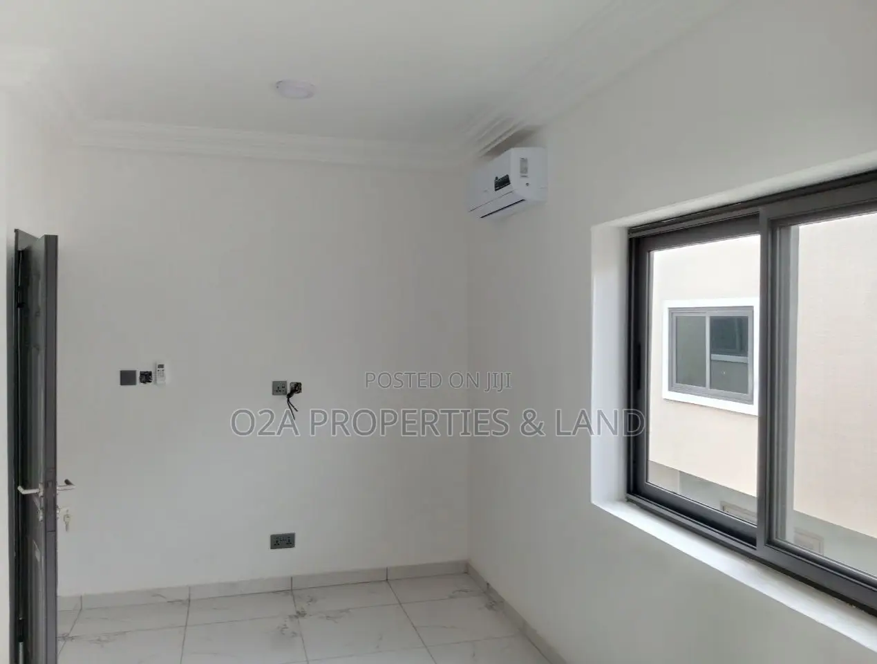 3bdrm Townhouse / Terrace in Adenta, Barrier for rent in Barrier