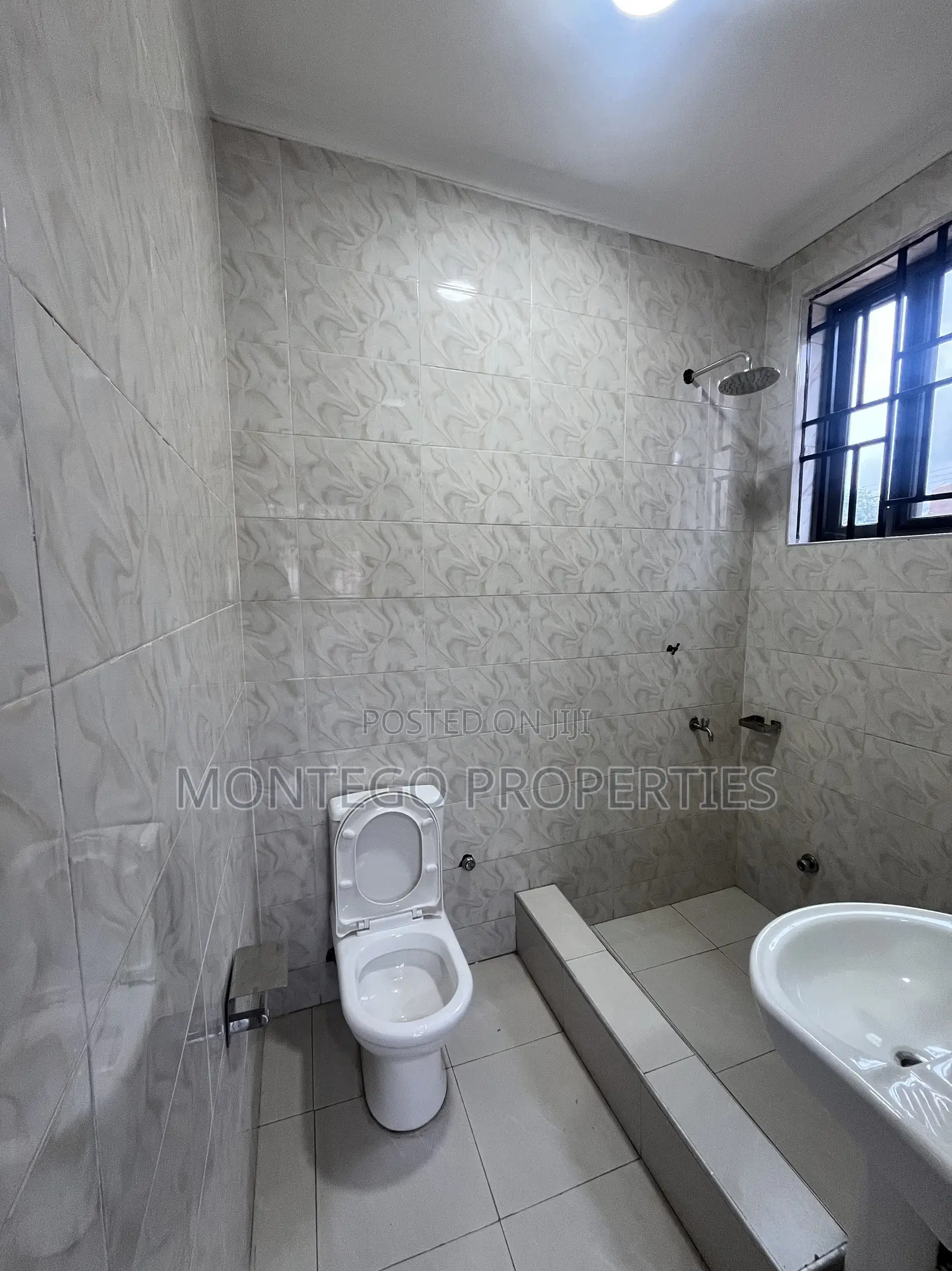 2bdrm Apartment in Ogbojo, East Legon for rent in East Legon