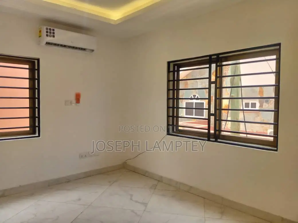 2bdrm House in Joseph Lamptey, Coffee Shop Area for rent in Coffee Shop Area