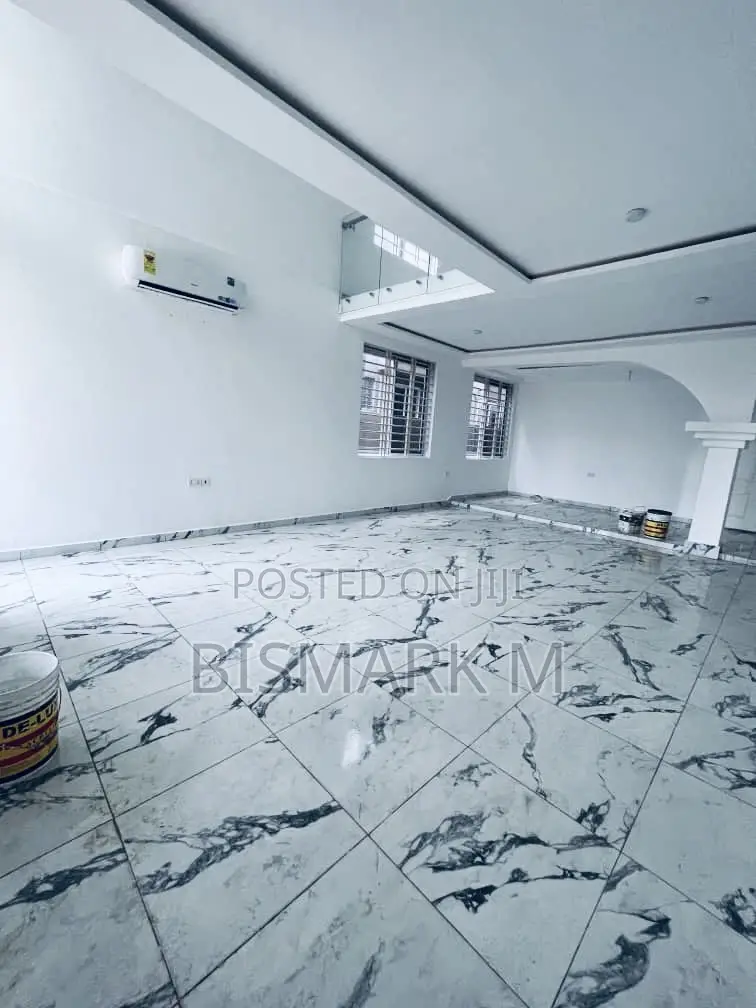 4bdrm House in Lakeside Estate, Ashaley Botwe for rent in Ashaley Botwe