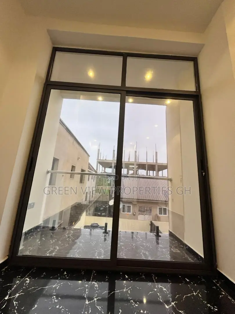 Furnished 2bdrm Duplex in Ashaley Botwe for sale in Ashaley Botwe