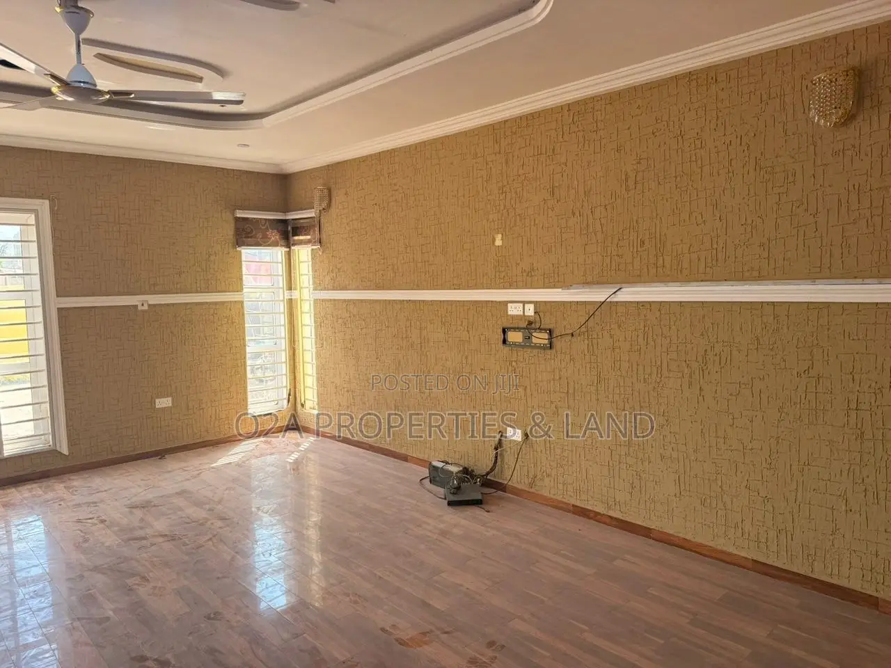 3bdrm House in Lakeside Estate for sale in Lake Side Estate