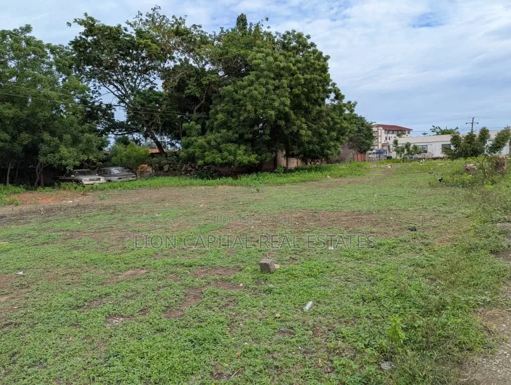 Huge Land for Sale at Dzorwulu in Dzorwulu