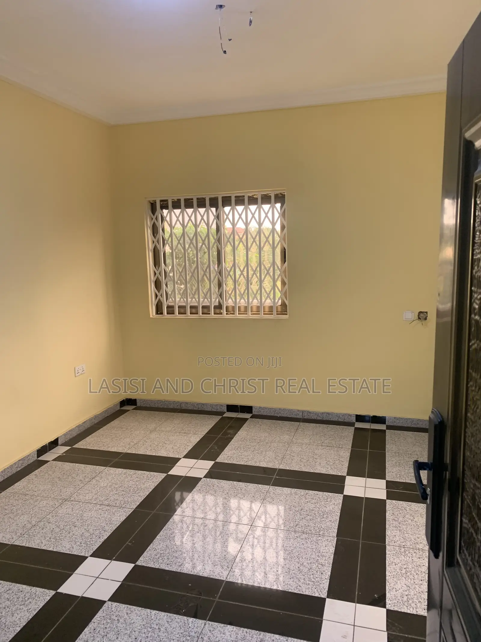 2bdrm Apartment in Lasisi And Christ, Amasaman for rent in Amasaman
