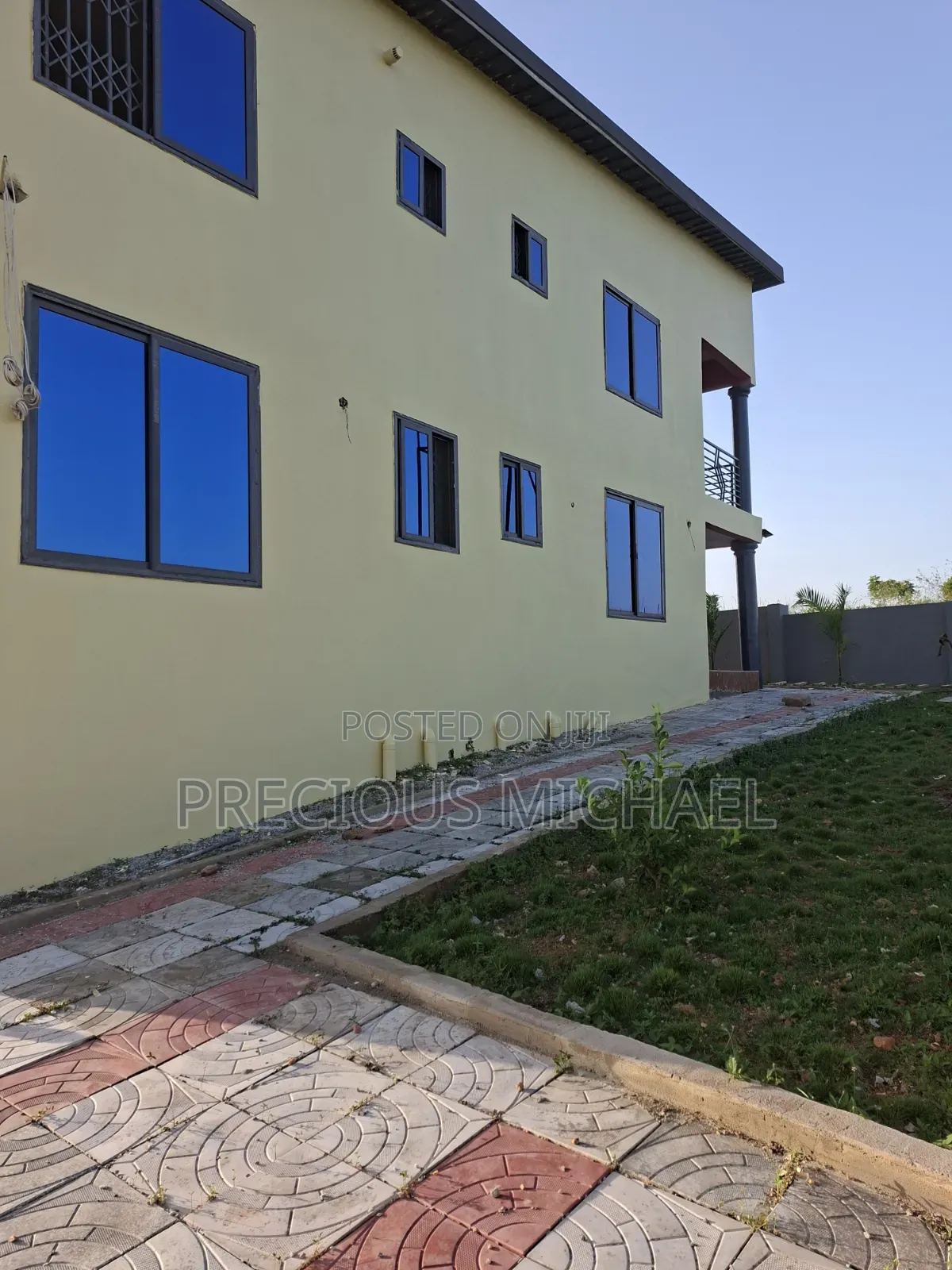 2bdrm Apartment in Yayra'S Apartment, Kasoa for sale in Kasoa