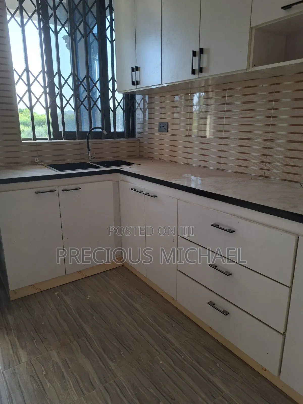 2bdrm Apartment in Yayra'S Apartment, Kasoa for sale in Kasoa