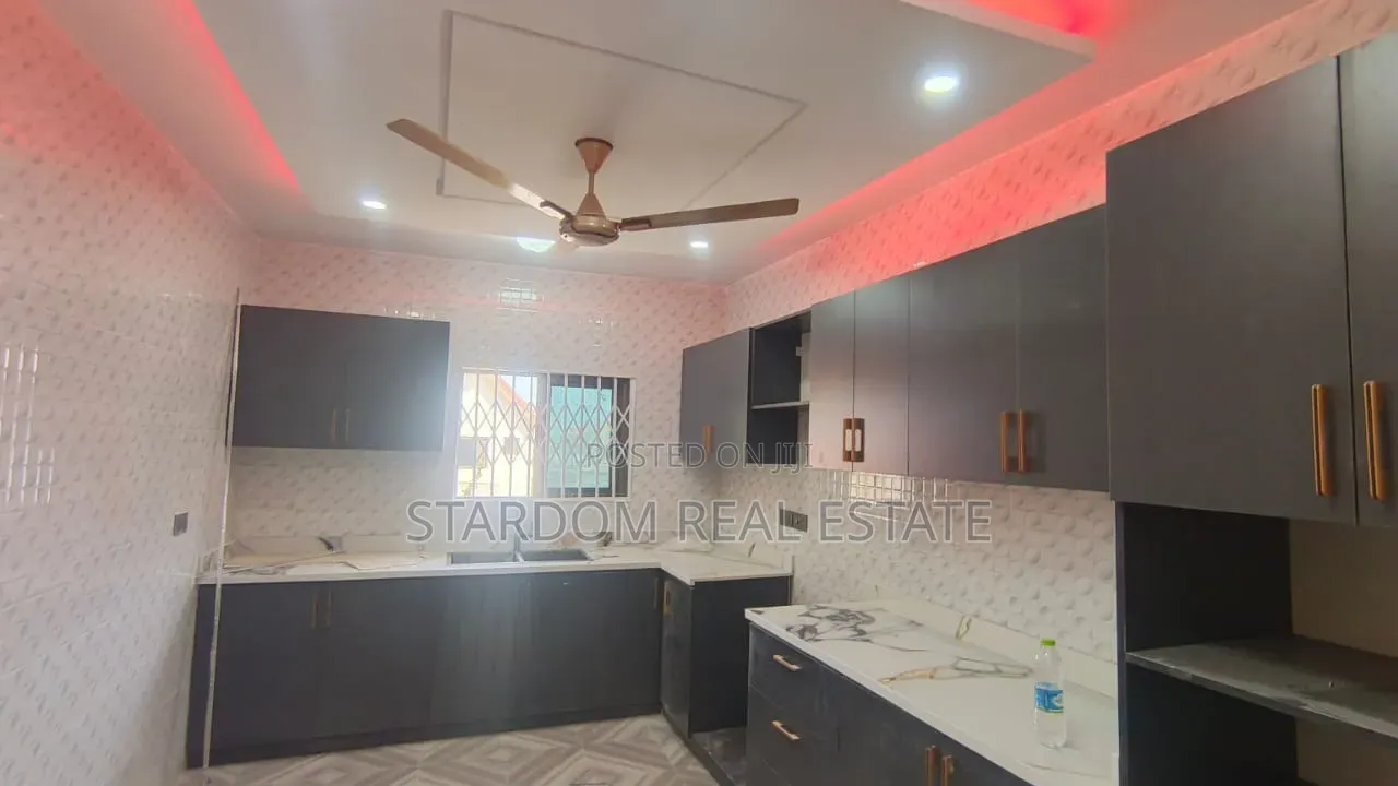 3bdrm Apartment in East Airport, Manet Junction for rent in Manet Junction