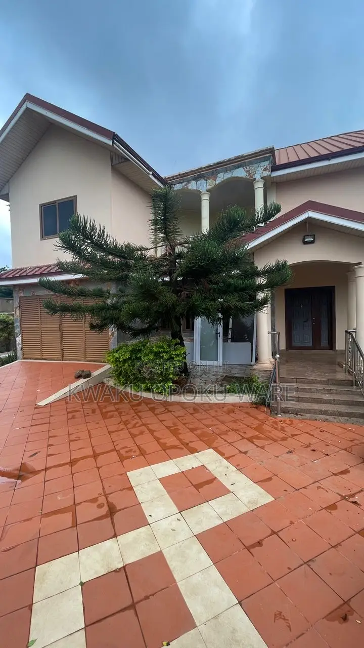 5bdrm Apartment in Valley View, Oyibi for rent in Oyibi