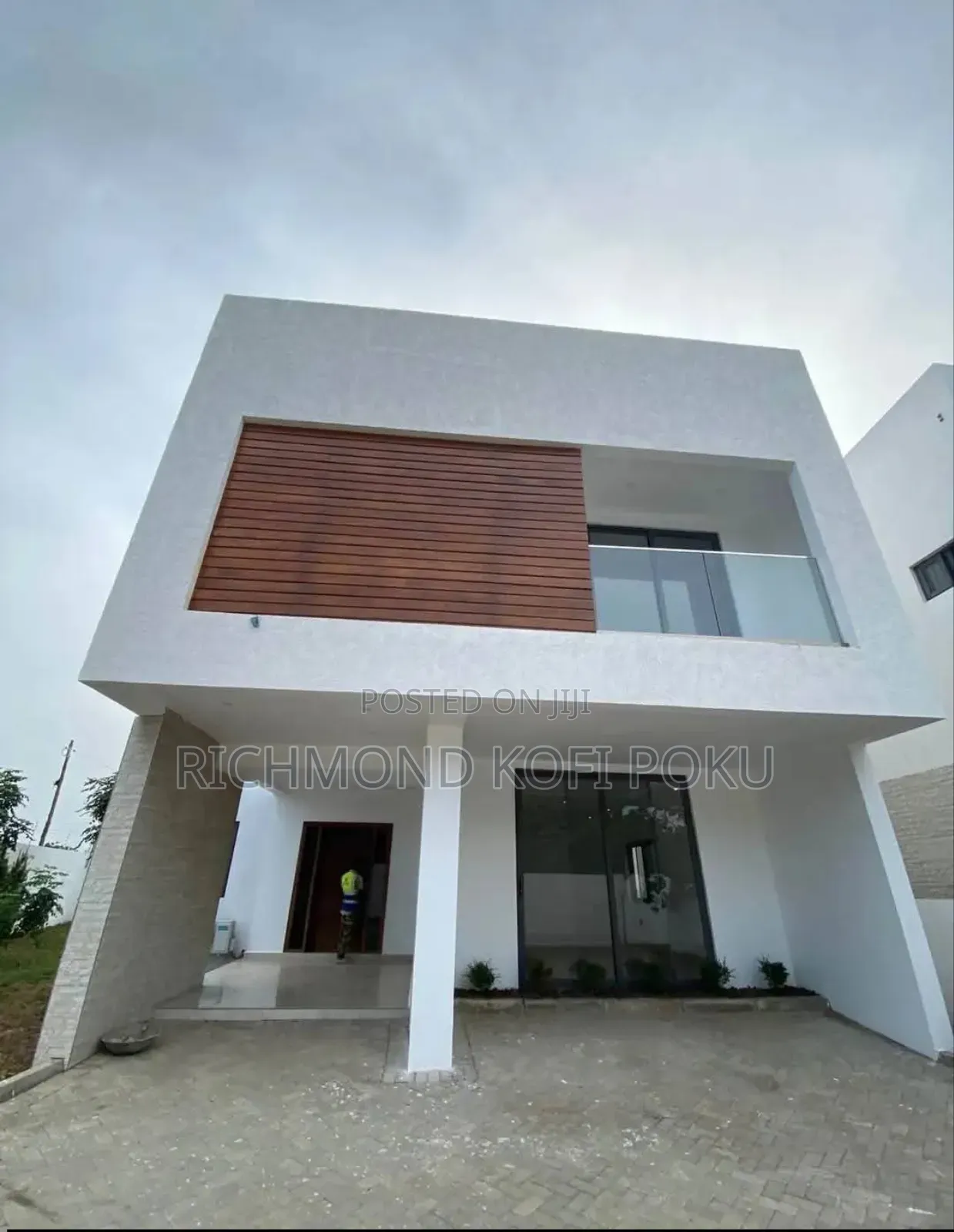 4bdrm House in Kofis Realty, Sakumono for sale in Sakumono