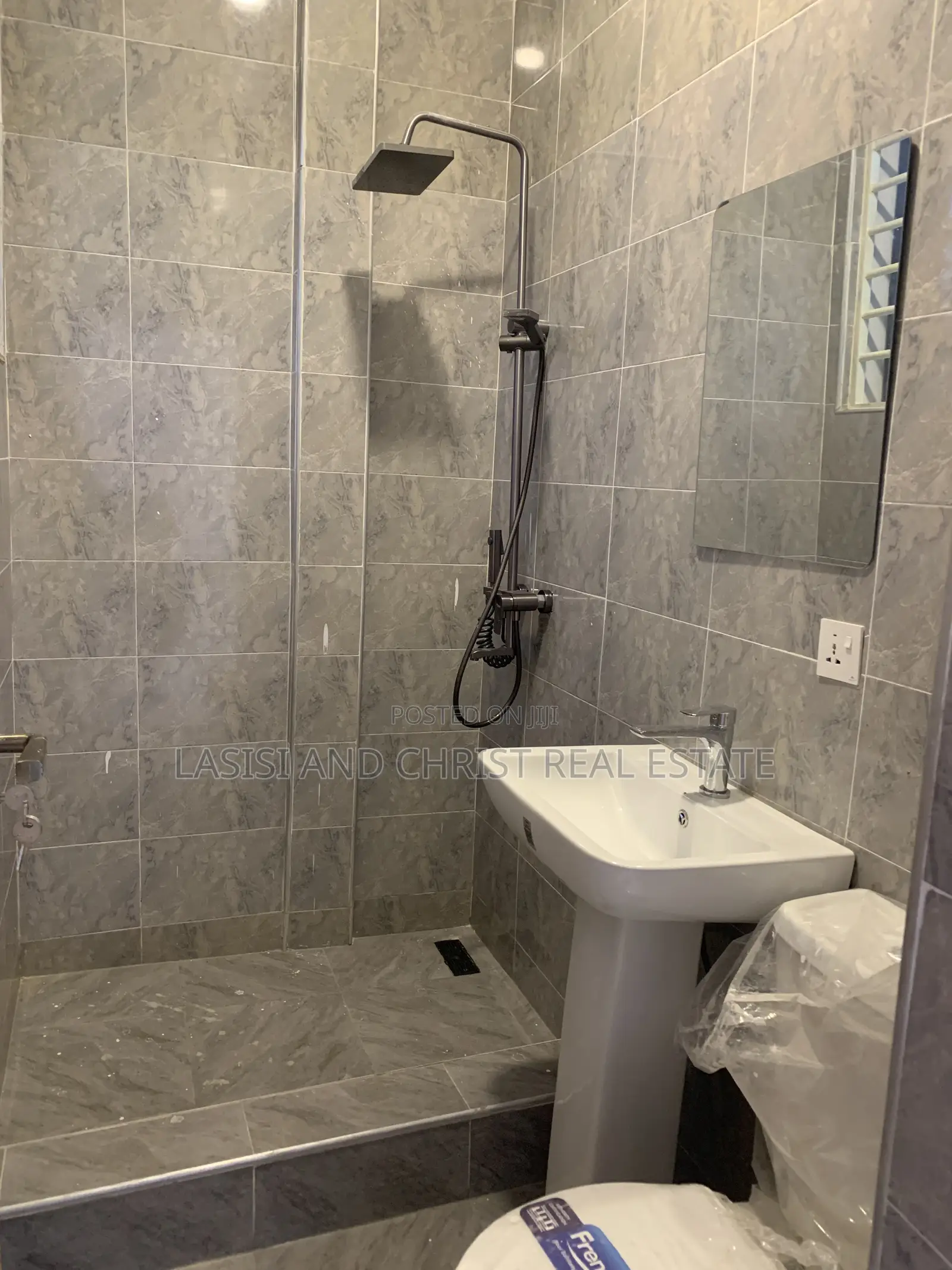 1bdrm Apartment in Lasisi And Christ, Amasaman for rent in Amasaman