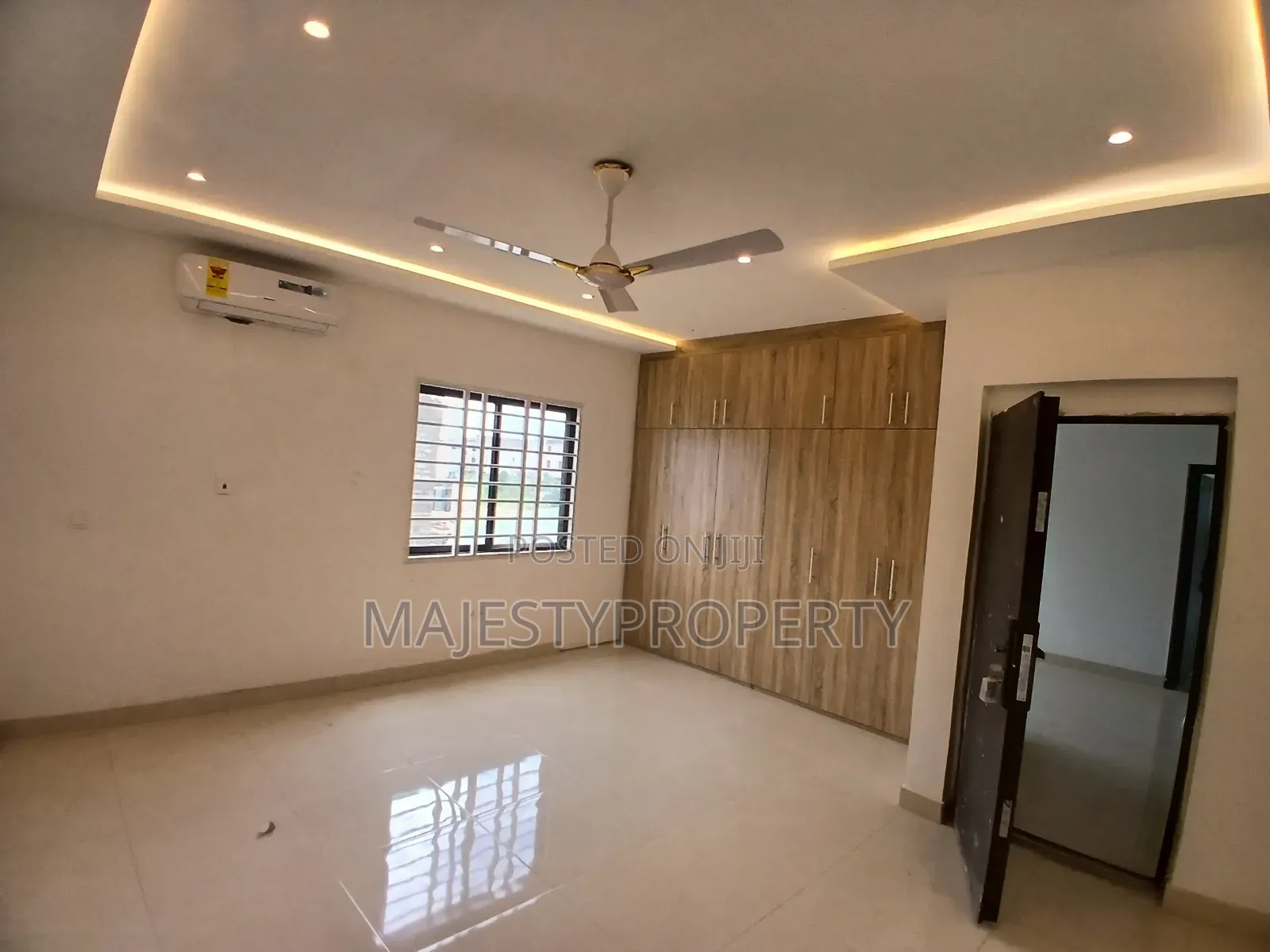 4bdrm House in East Legon Ogbojo, American House for sale in American House