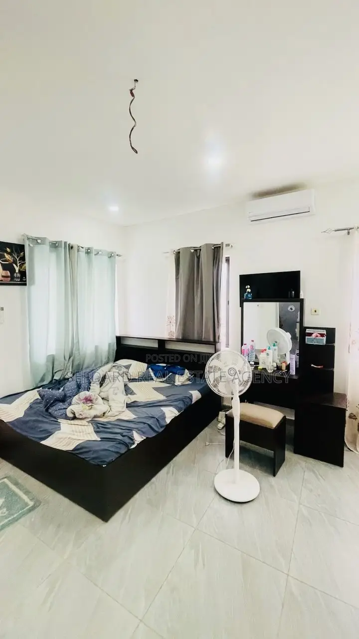3bdrm Duplex in Sefdard Properties, Pokuase for sale in Pokuase