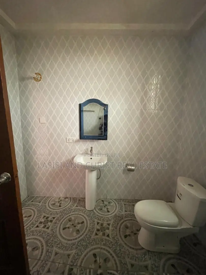 2bdrm Apartment in Lasisi And Christ, Kwabenya for rent in Kwabenya