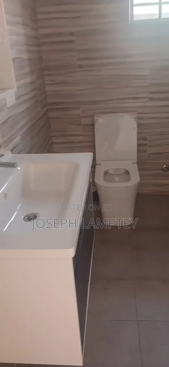 5bdrm Duplex in Joseph Lamptey, Manet Junction for rent in Manet Junction