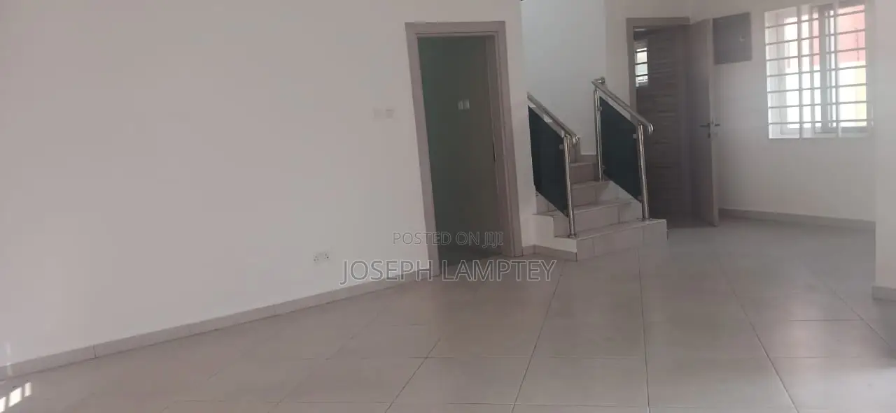 5bdrm Duplex in Joseph Lamptey, Manet Junction for rent in Manet Junction