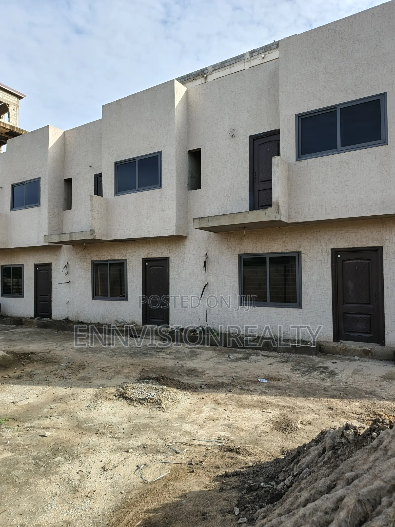 2bdrm Townhouse/Terrace in Accra Metropolitan for sale in Accra Metropolitan