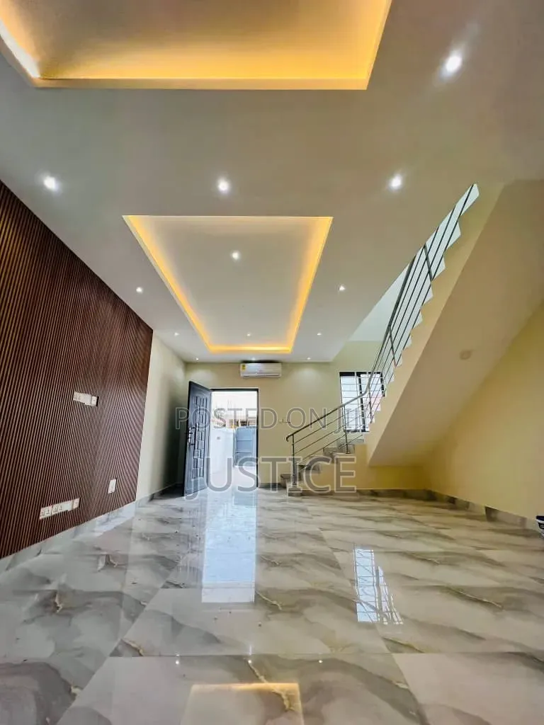 4bdrm House in East Legon, A&C Mall Area for rent in A&C Mall Area