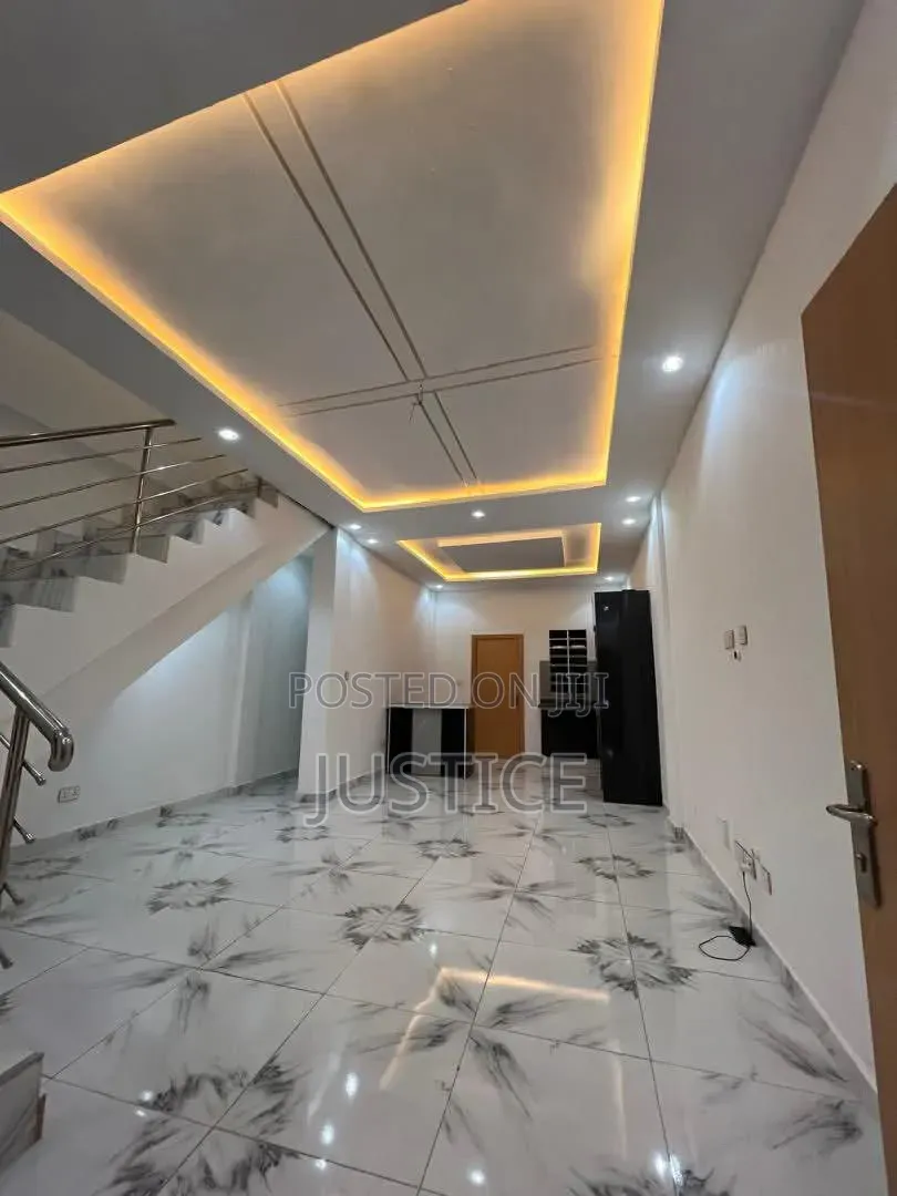4bdrm House in East Legon, A&C Mall Area for rent in A&C Mall Area