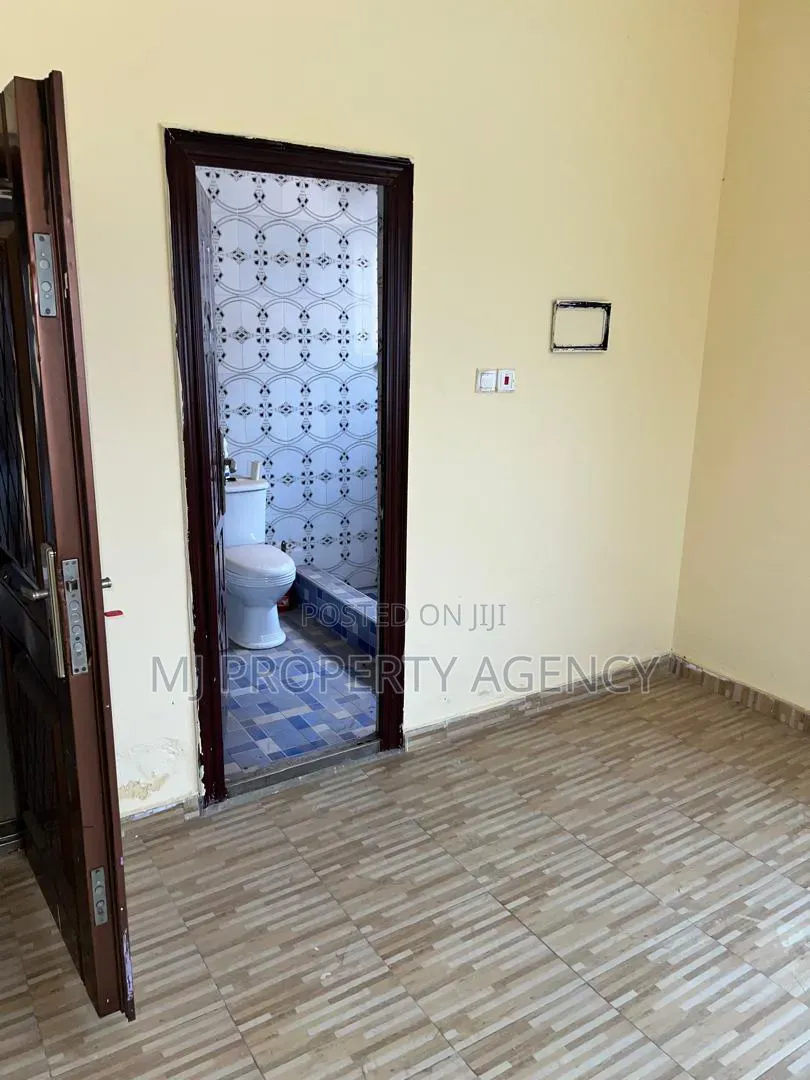 2bdrm House in White Estate Behind, Community 25 for sale in Community 25