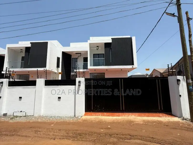 4bdrm House in Spintex, Baatsona Total for sale in Baatsona Total