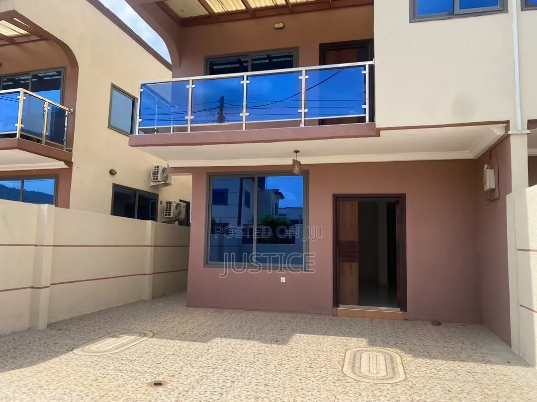3bdrm House in Ayi Mensah Oyarifa for rent in Oyarifa Mall Area