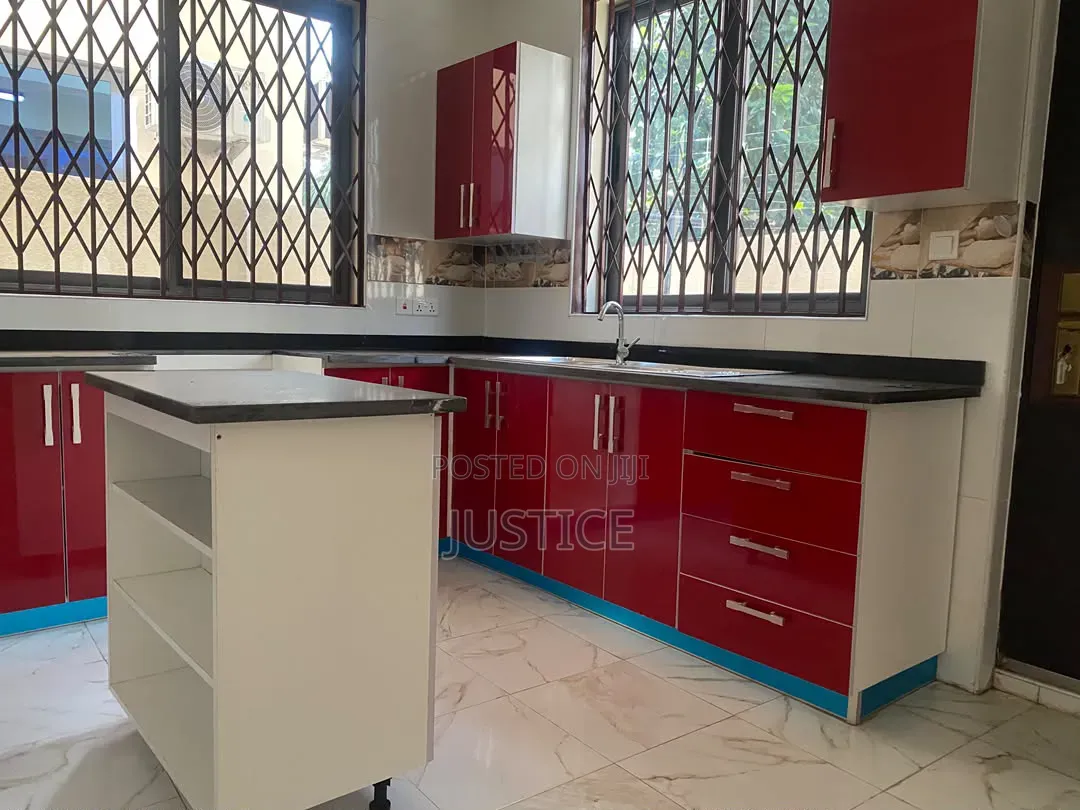3bdrm House in Ayi Mensah Oyarifa for rent in Oyarifa Mall Area