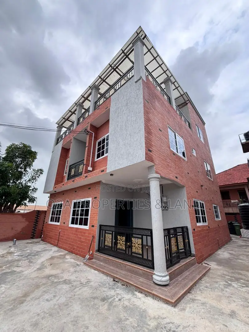 Furnished 3bdrm House in Sakumono for rent in Sakumono