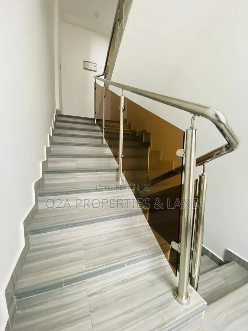 Furnished 3bdrm House in Sakumono for rent in Sakumono