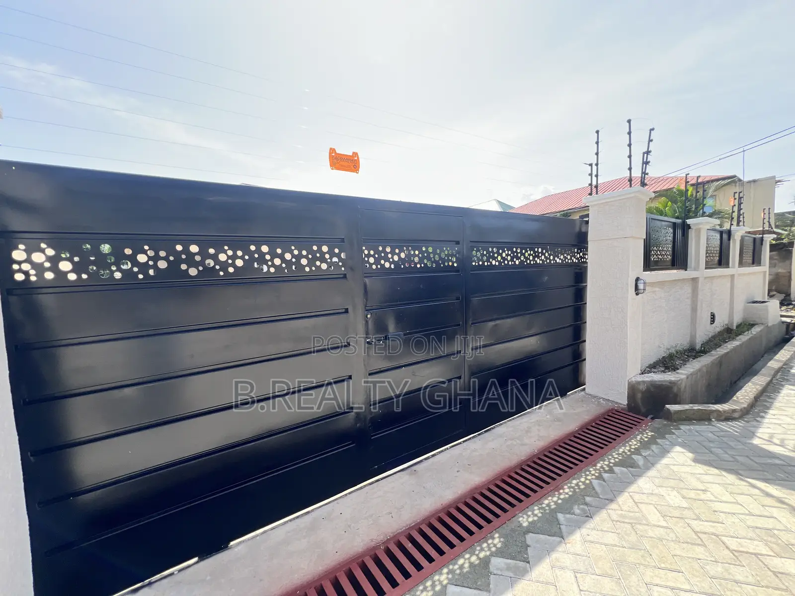 3bdrm House in Green Hotel Stretch, Spintex for rent in Spintex