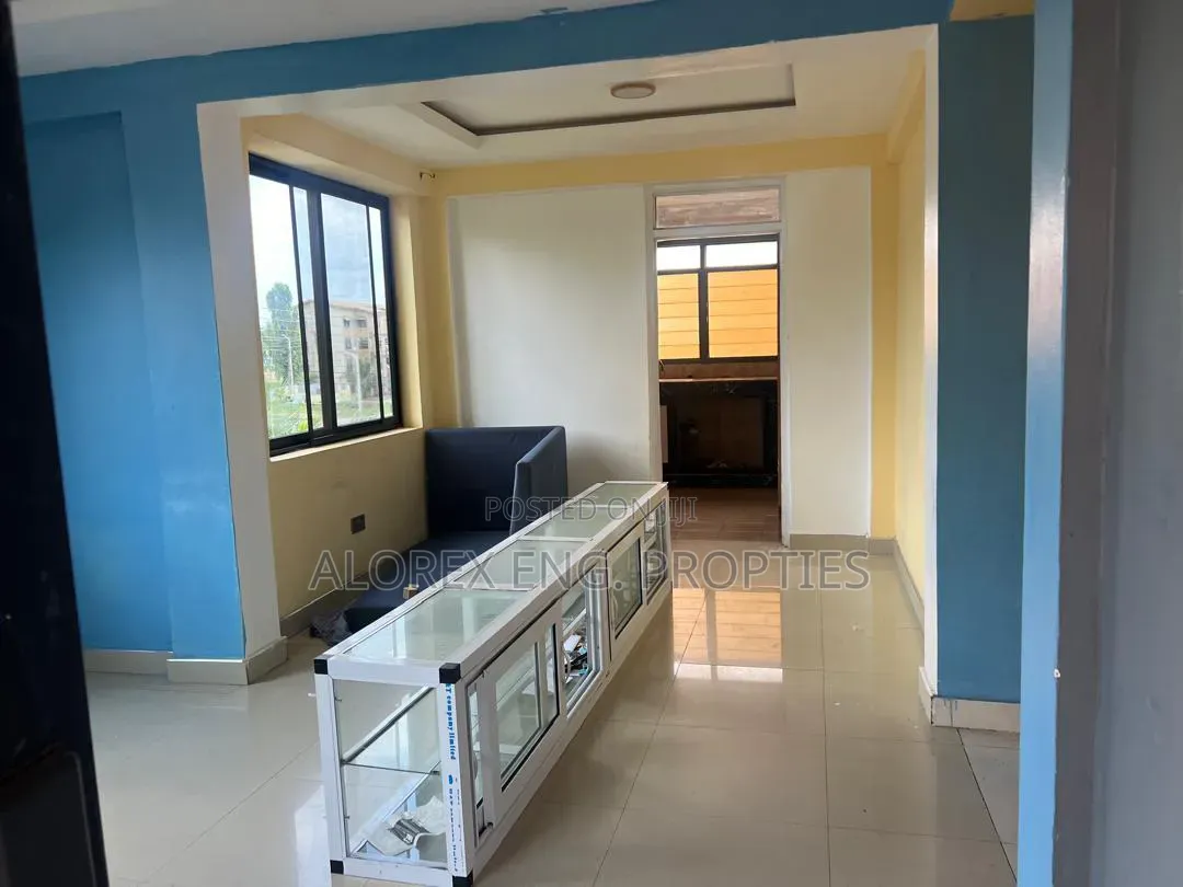 3bdrm Apartment in Adenta, SSNIT Flats for sale in SSNIT Flats
