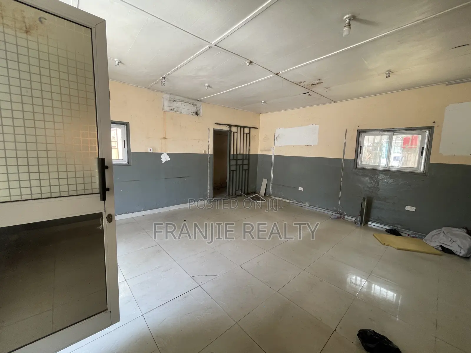 Shop for Rent at Awodome in Awudome Estate