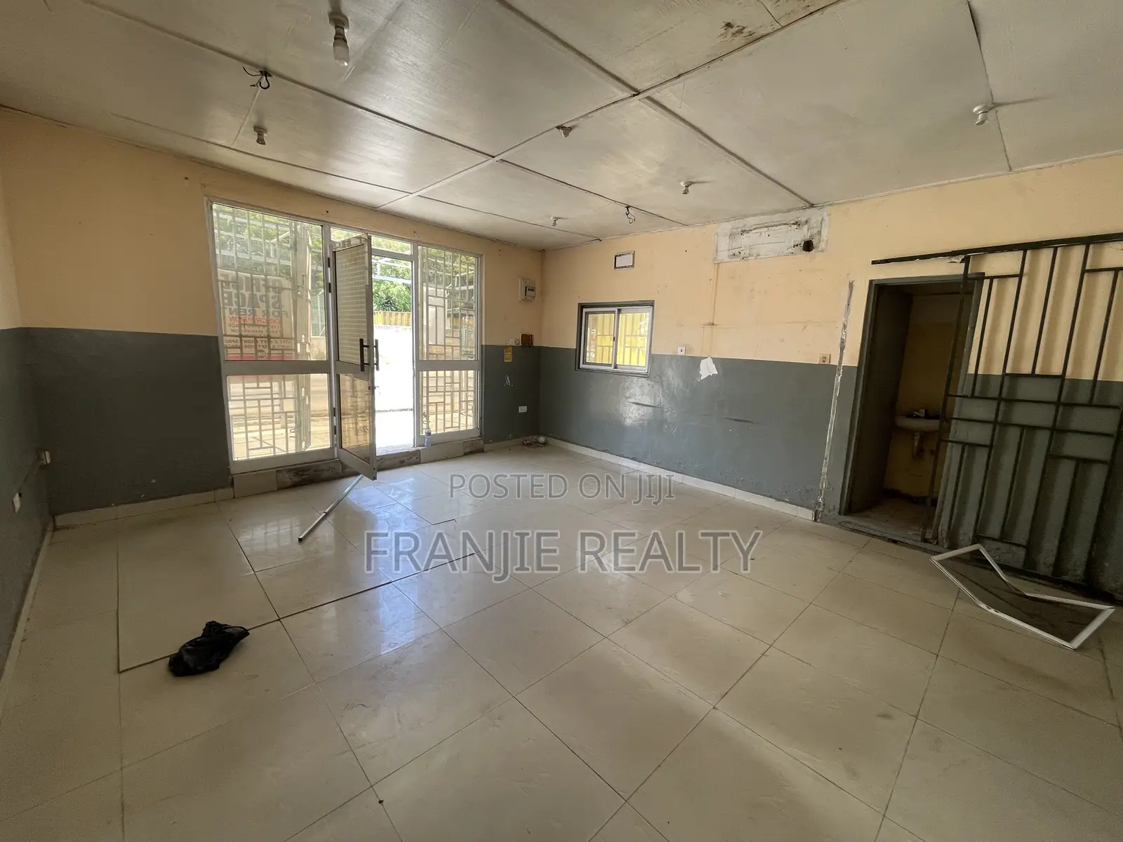 Shop for Rent at Awodome in Awudome Estate