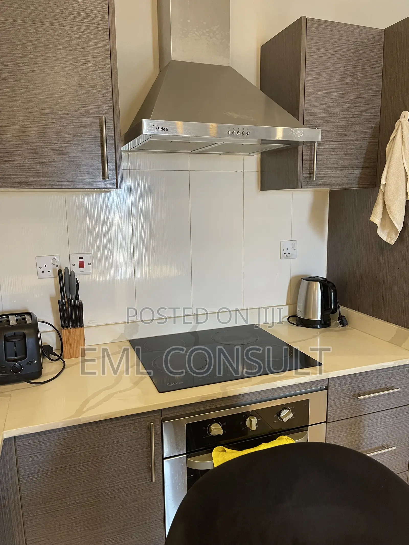 Furnished 2bdrm Apartment in Eml Real Estate, Airport Residential Area in Airport Residential Area