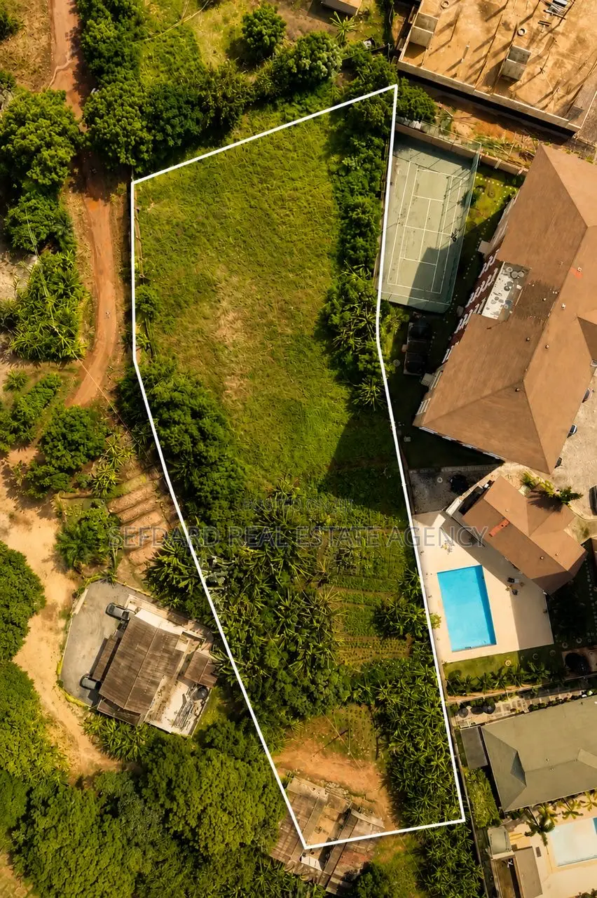 Prime 1-Acre Titled Land for Sale – Airport Residential, Accra in Airport Residential Area