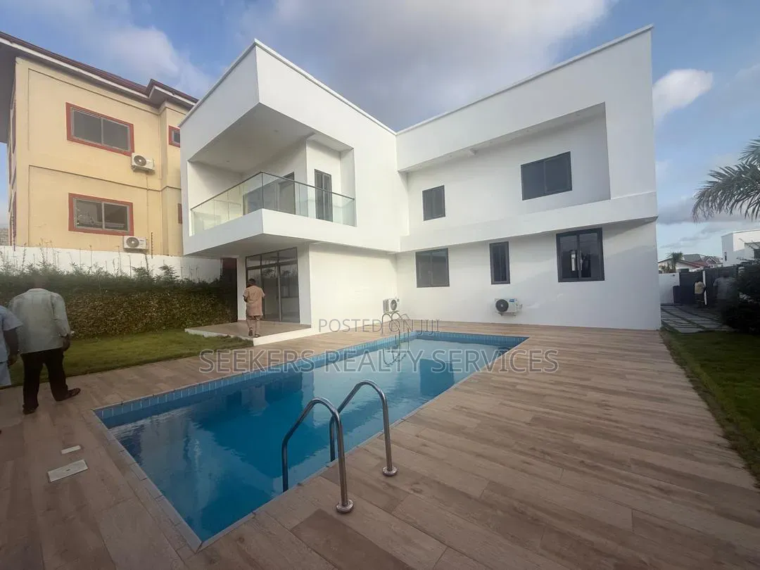 5bdrm Townhouse/Terrace in Seekers Realty, American House for sale in American House