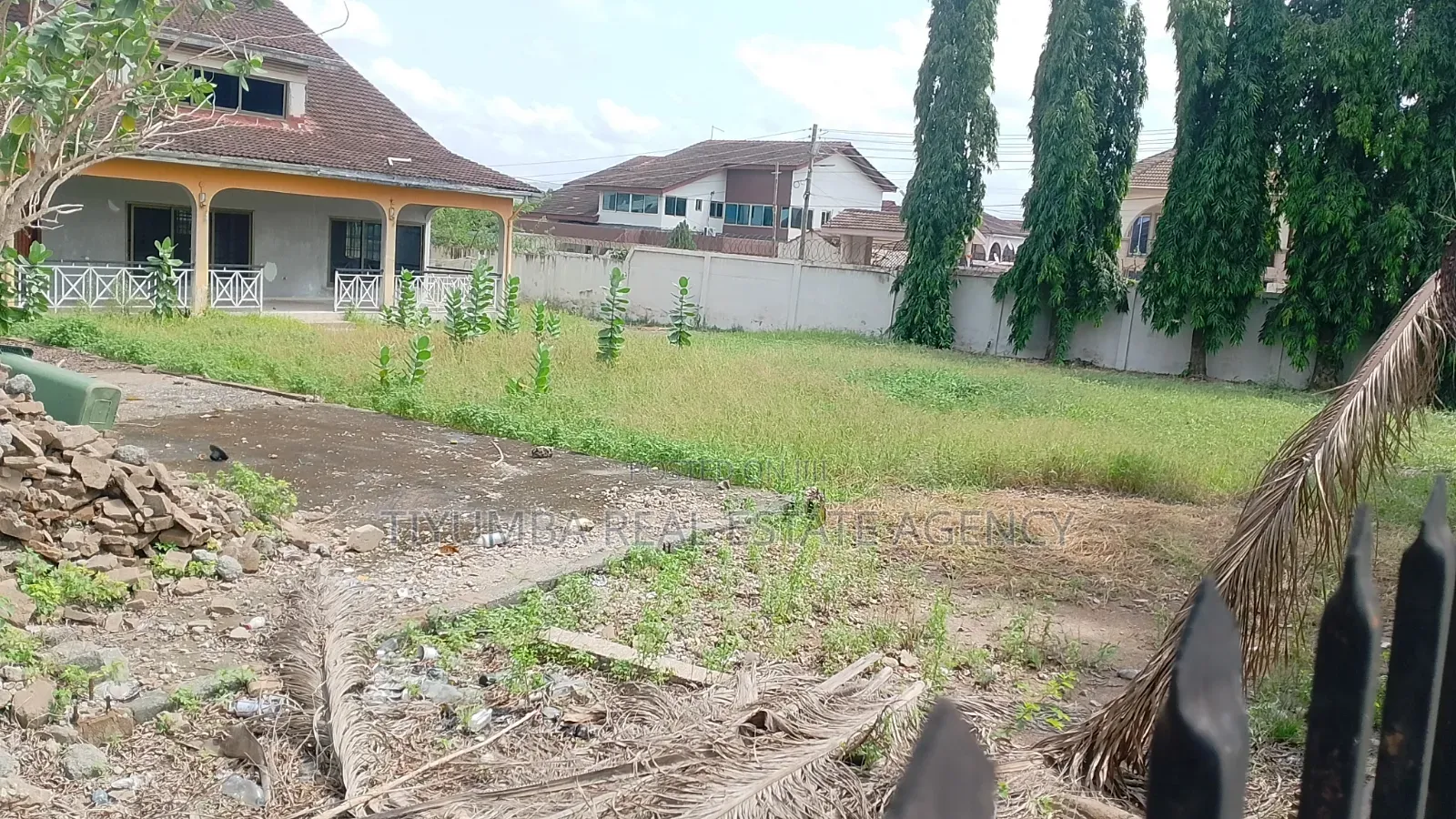 2 Half Plots of Land for Sale. in Police Station