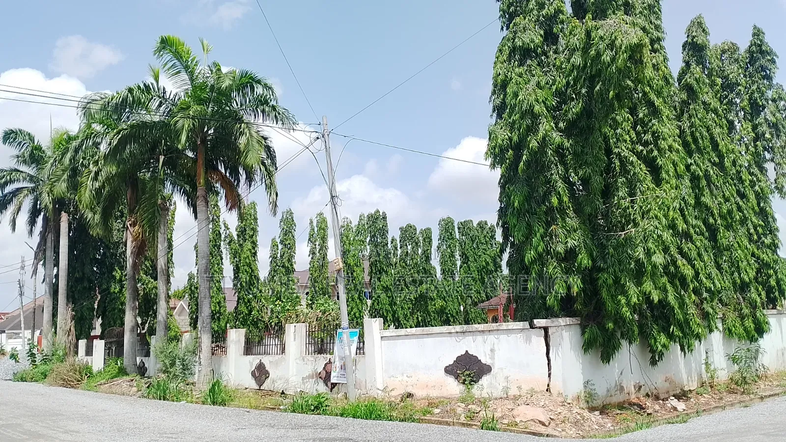 2 Half Plots of Land for Sale. in Police Station