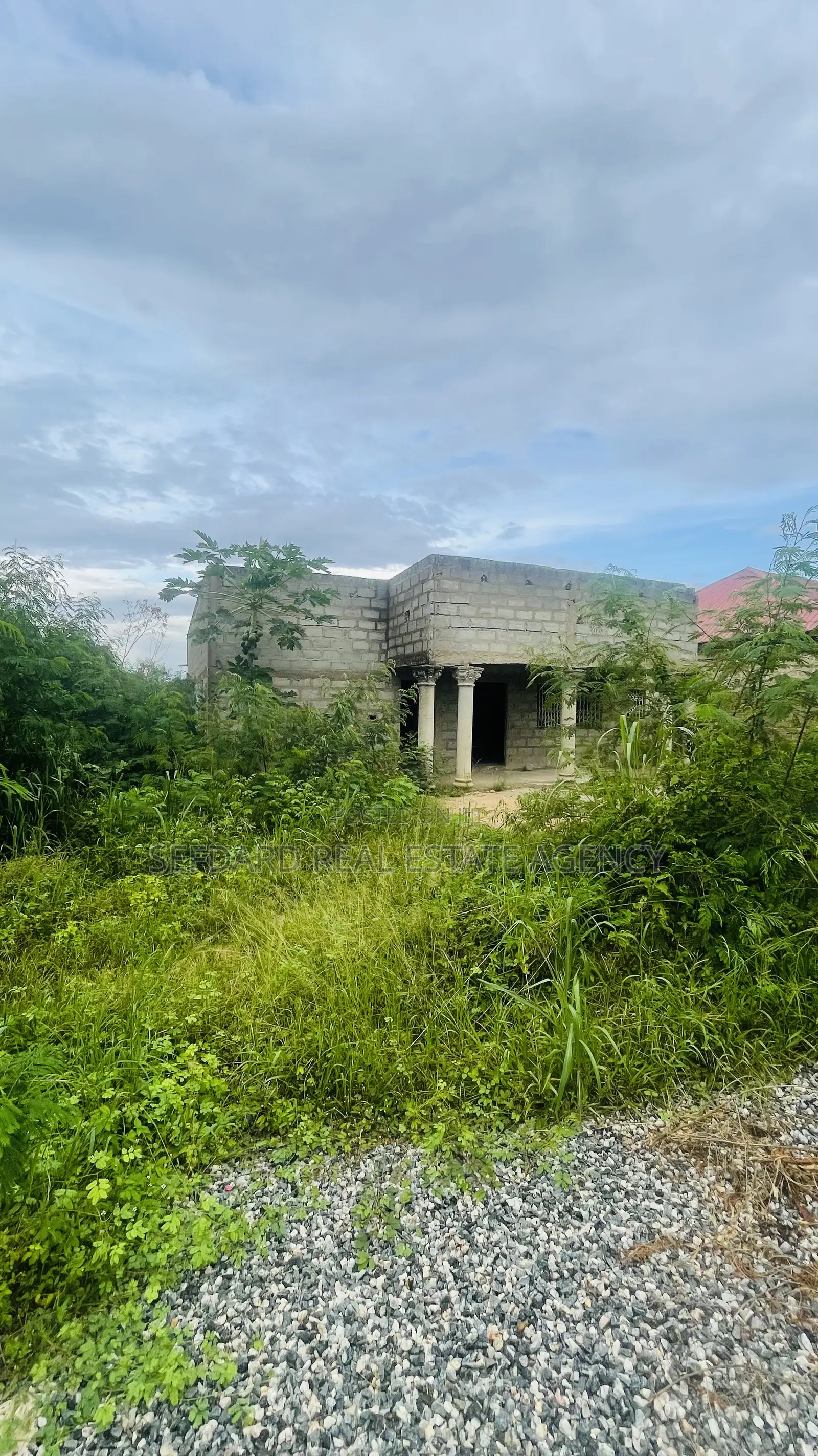 3bdrm House in Sefdard Properties, Amasaman for sale in Amasaman