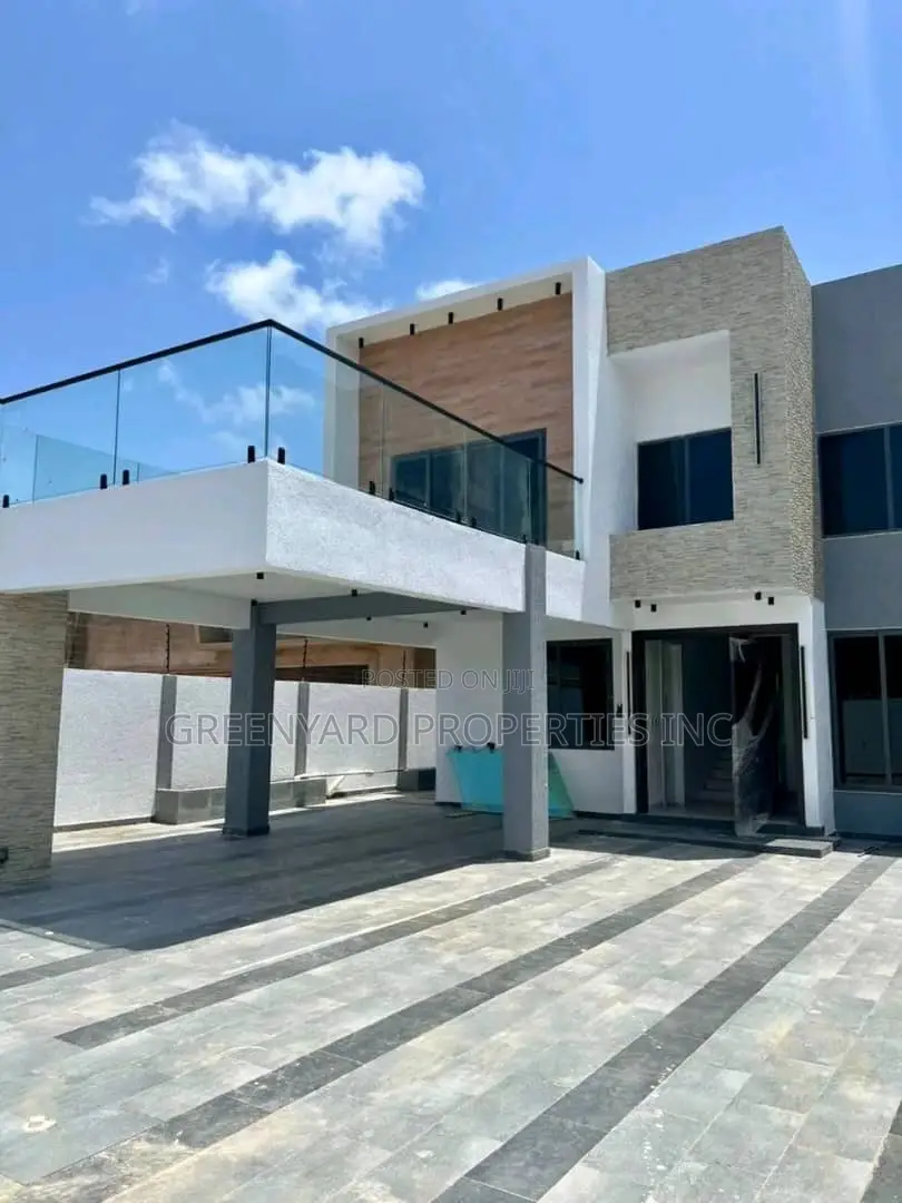 4bdrm Townhouse / Terrace in Burma Hills, Tseaddo for rent in Tseaddo