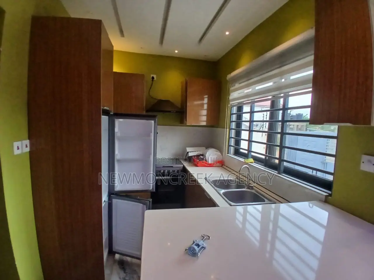 Furnished 2bdrm Bungalow in Lakeside Estates, Accra Metropolitan in Accra Metropolitan