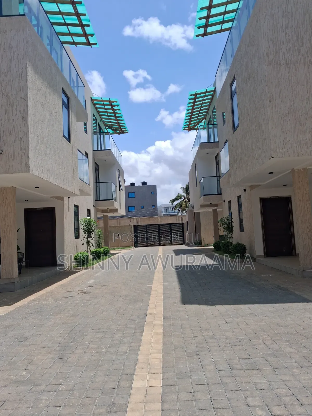 5bdrm House in East Legon, Boundary Road Area for rent in Boundary Road Area